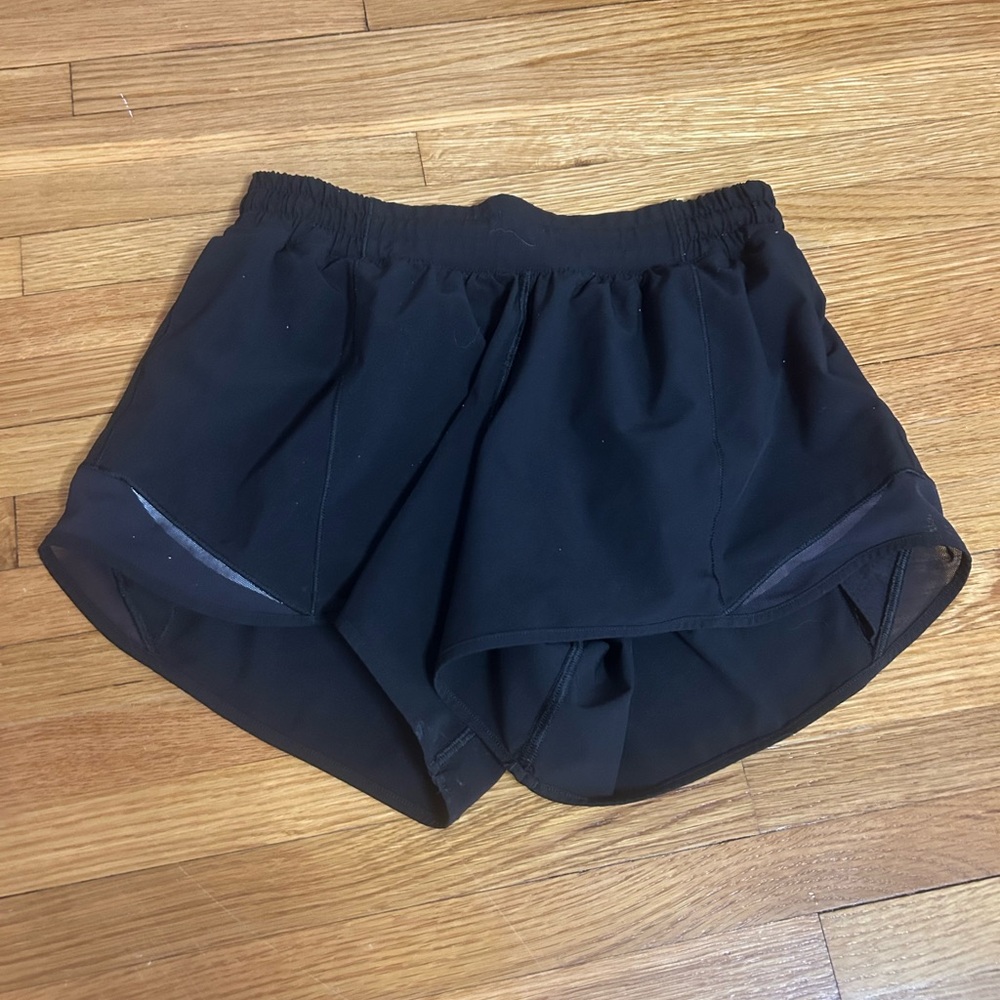 Size 6, 4” inch lululemon Black Women's Athletic Shorts, great condition